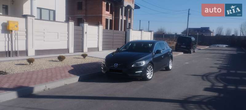Універсал Volvo V60 2014 в Львові фото 24 Універсал Volvo V60 2014 в Львові