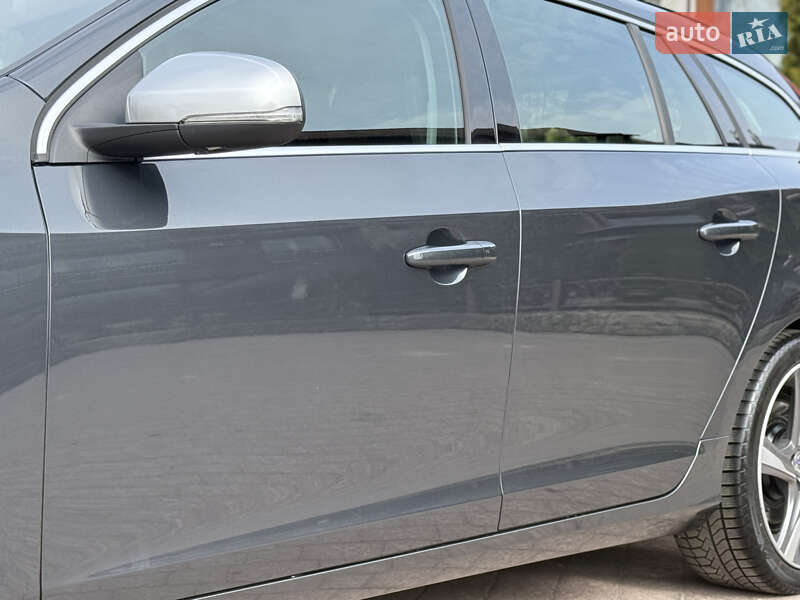 Універсал Volvo V60 2012 в Стрию
