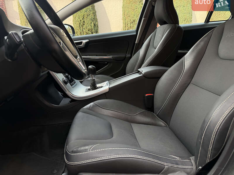 Універсал Volvo V60 2012 в Стрию