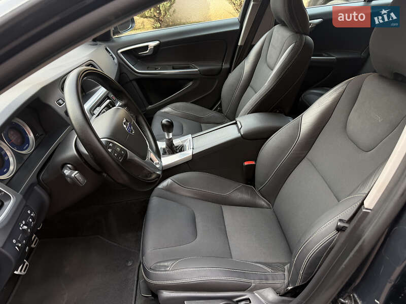 Універсал Volvo V60 2012 в Стрию