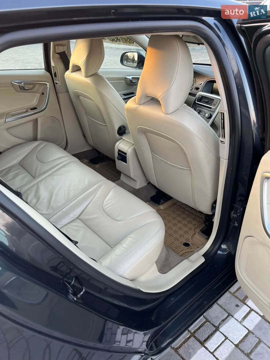 2013 Volvo V60 - мініатюра 16