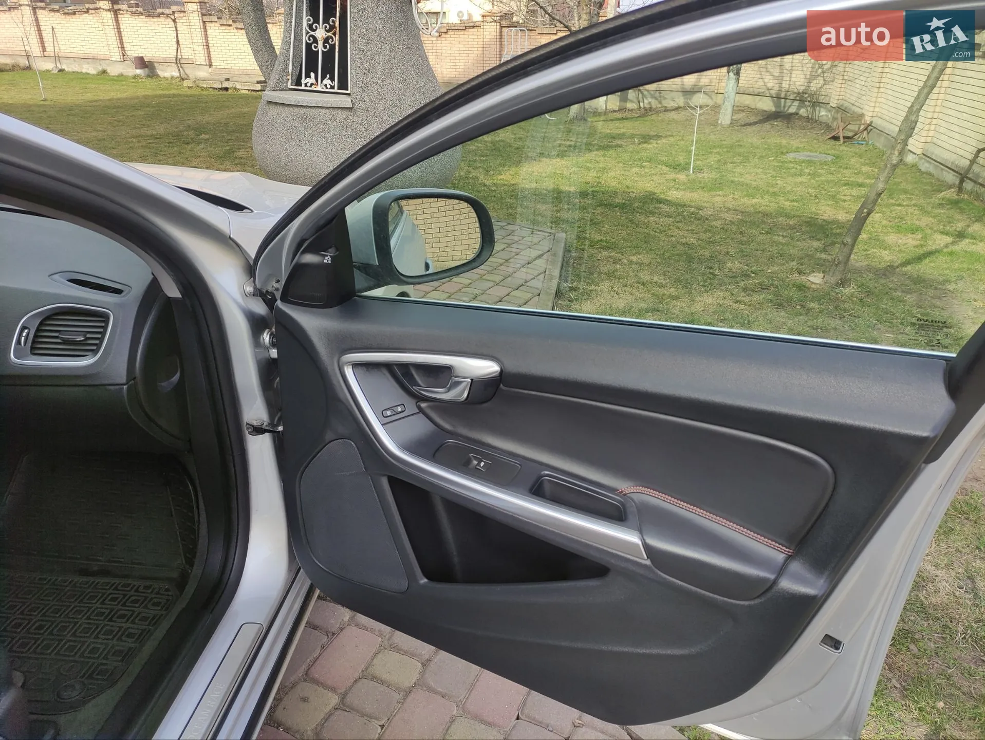 2016 Volvo V60 - мініатюра 14