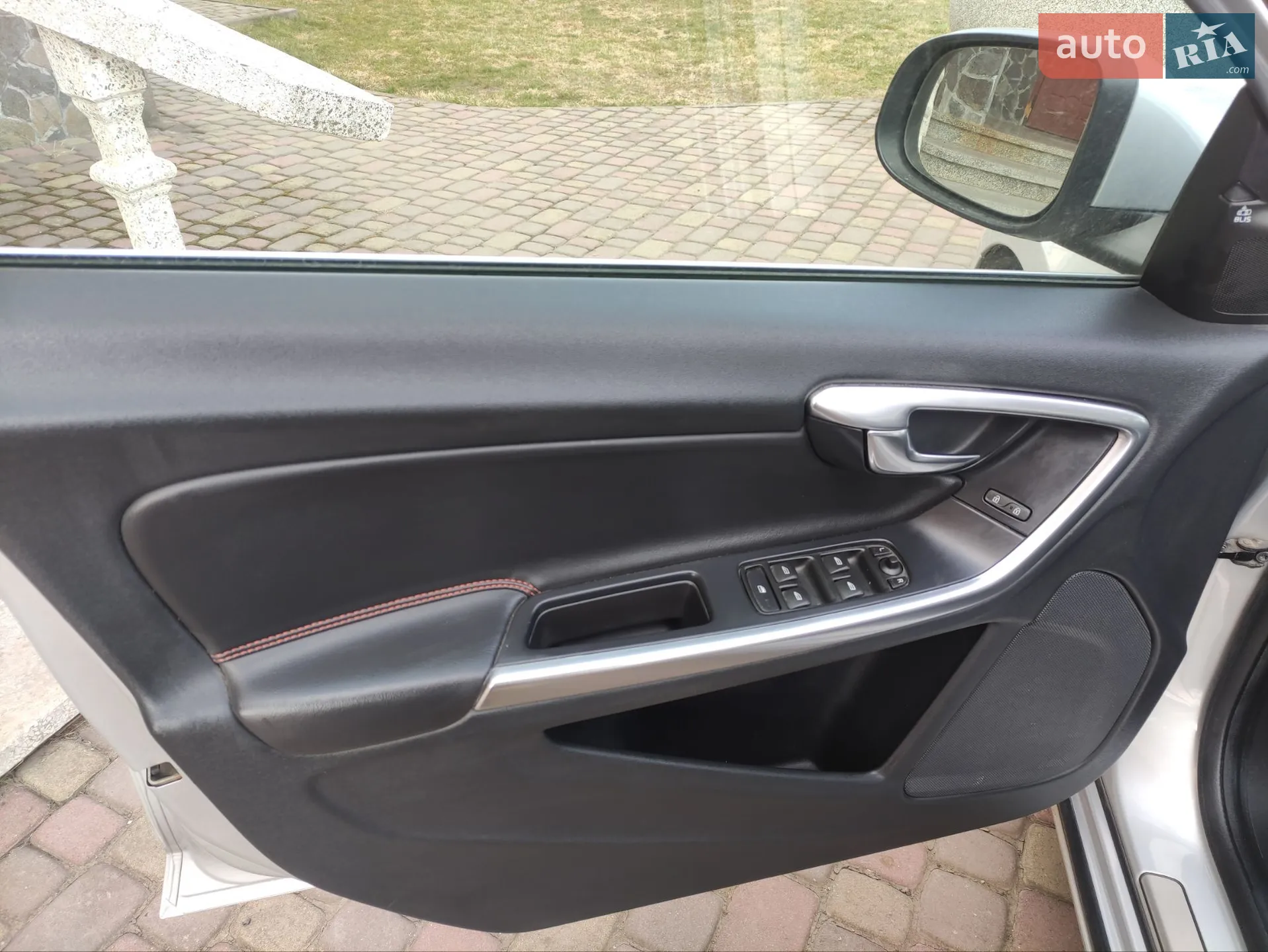 2016 Volvo V60 - мініатюра 37