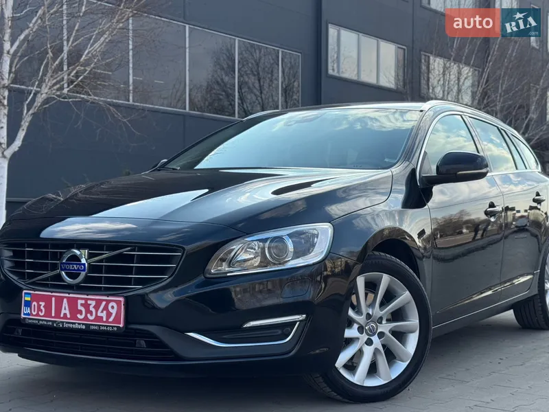 Volvo V60 2015