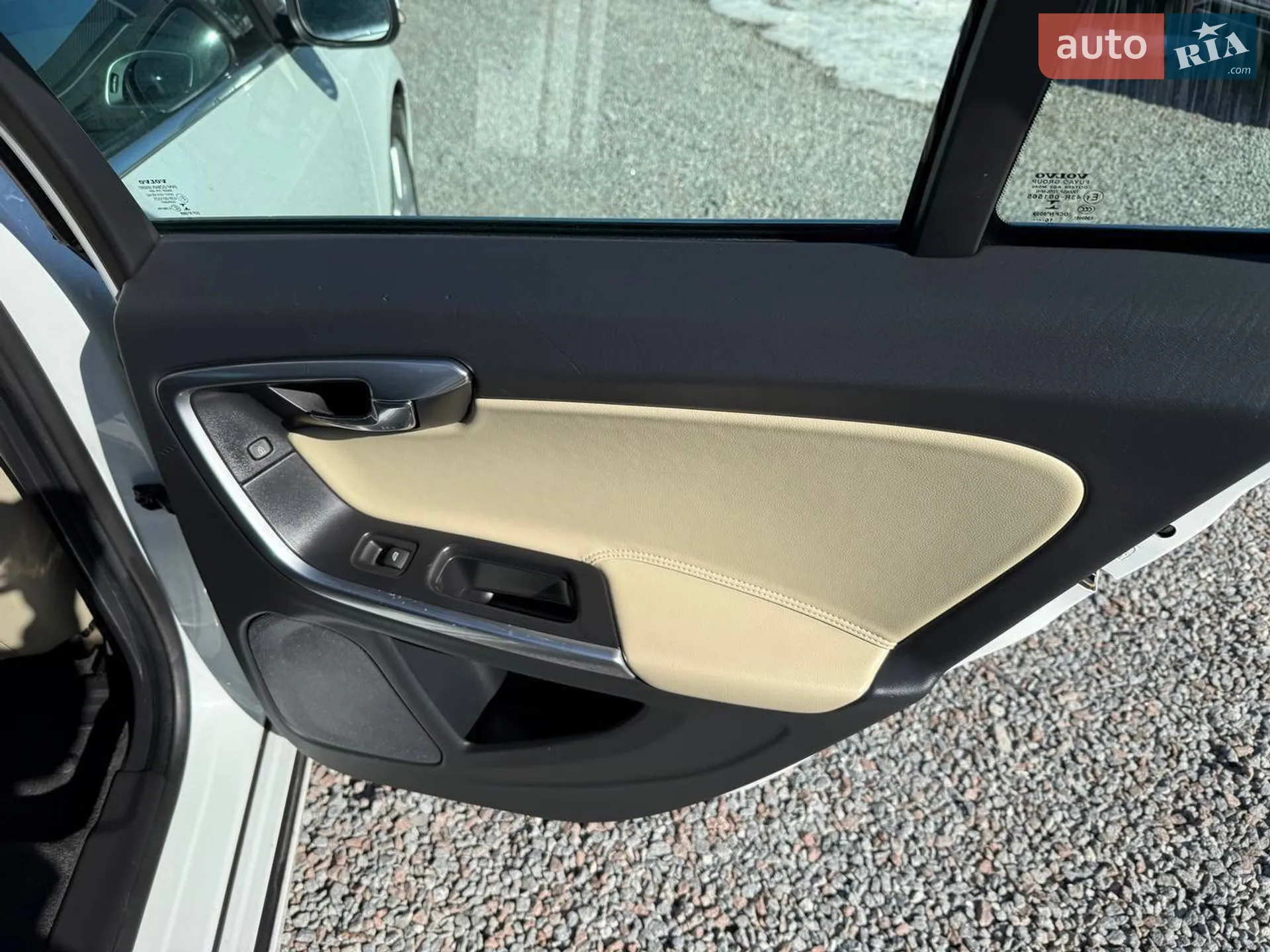 2017 Volvo V60 - мініатюра 46