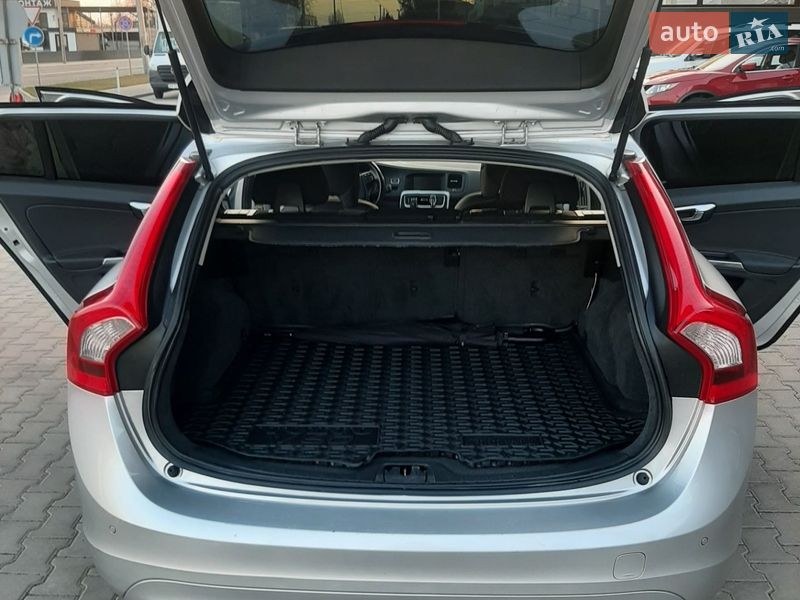 Универсал Volvo V60 2013 в Белой Церкви фото 10 Универсал Volvo V60 2013 в Белой Церкви