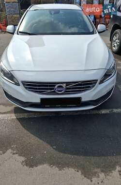 Универсал Volvo V60 2014 в Львове