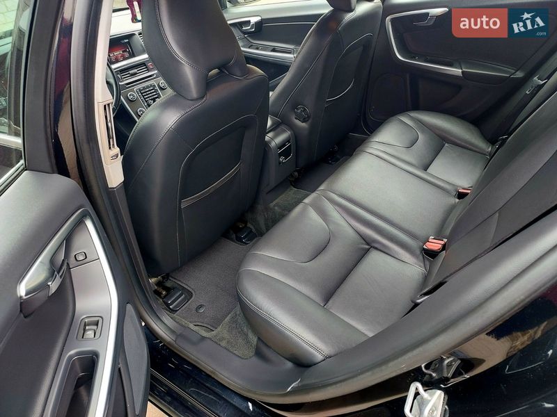 Универсал Volvo V60 2014 в Бродах