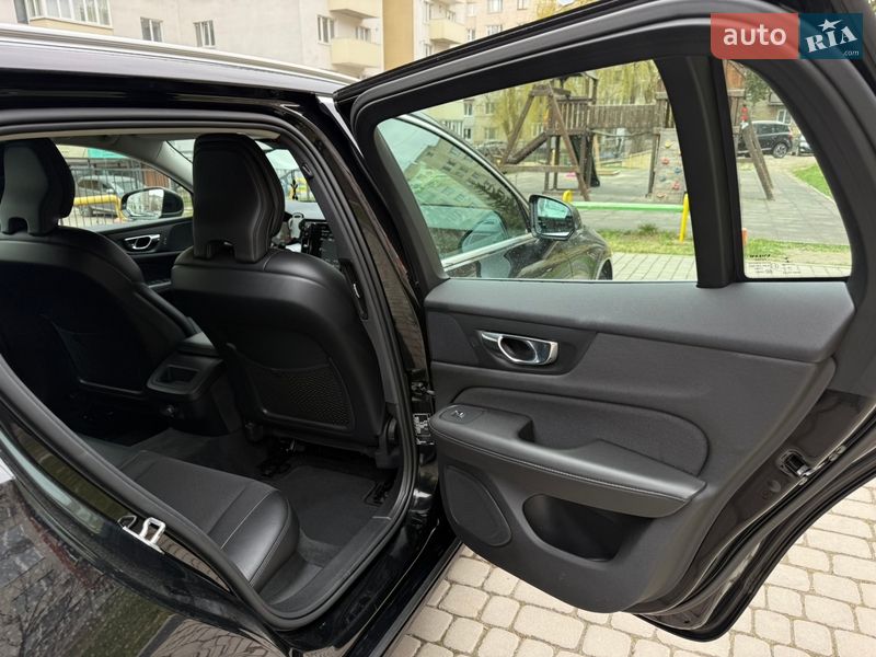 Универсал Volvo V60 2020 в Тернополе фото 75 Универсал Volvo V60 2020 в Тернополе