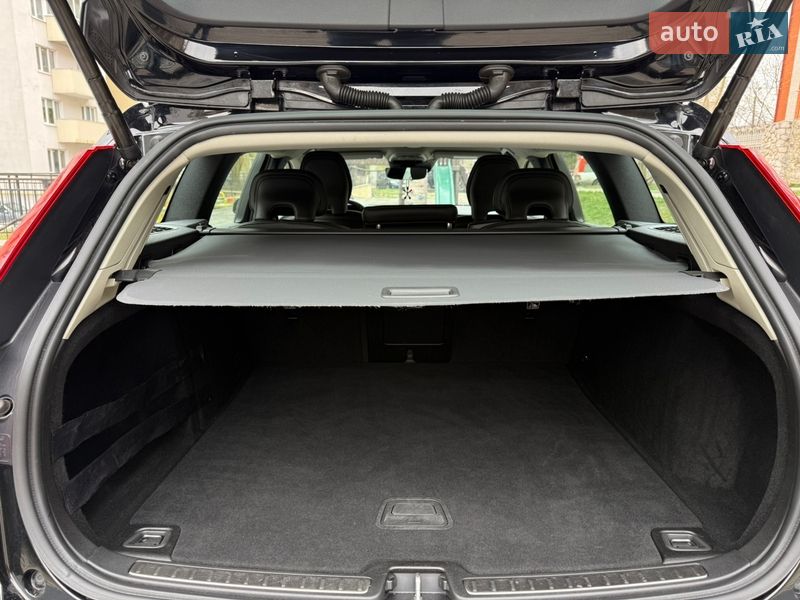 Универсал Volvo V60 2020 в Тернополе фото 85 Универсал Volvo V60 2020 в Тернополе
