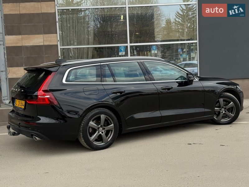Універсал Volvo V60 2019 в Тернополі