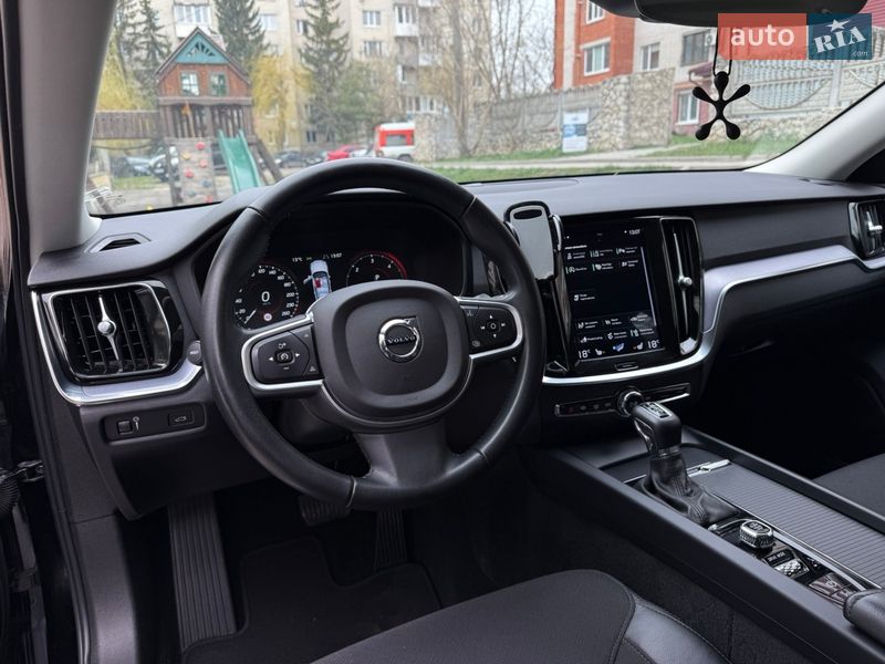 Універсал Volvo V60 2019 в Тернополі