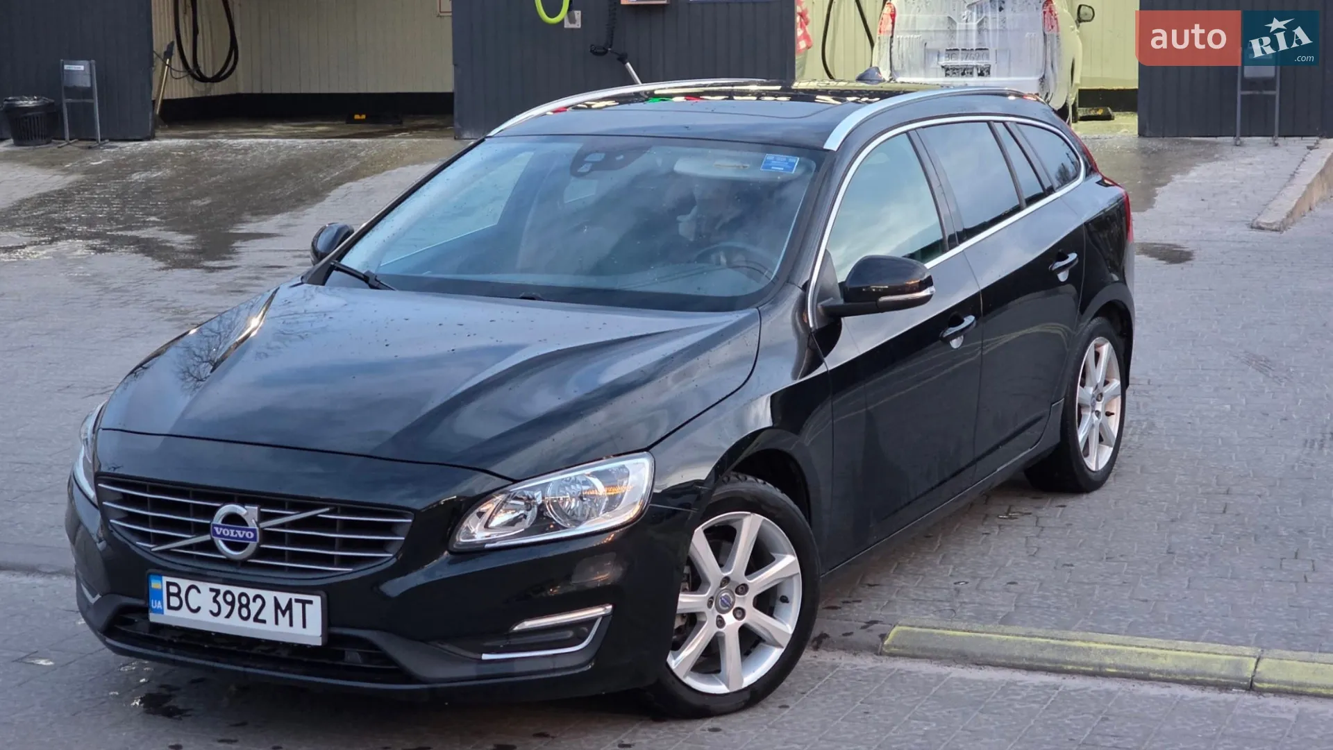 2017 Volvo V60 - мініатюра 3