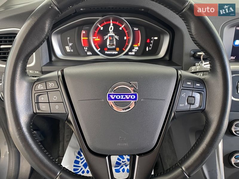 Универсал Volvo V60 2018 в Львове