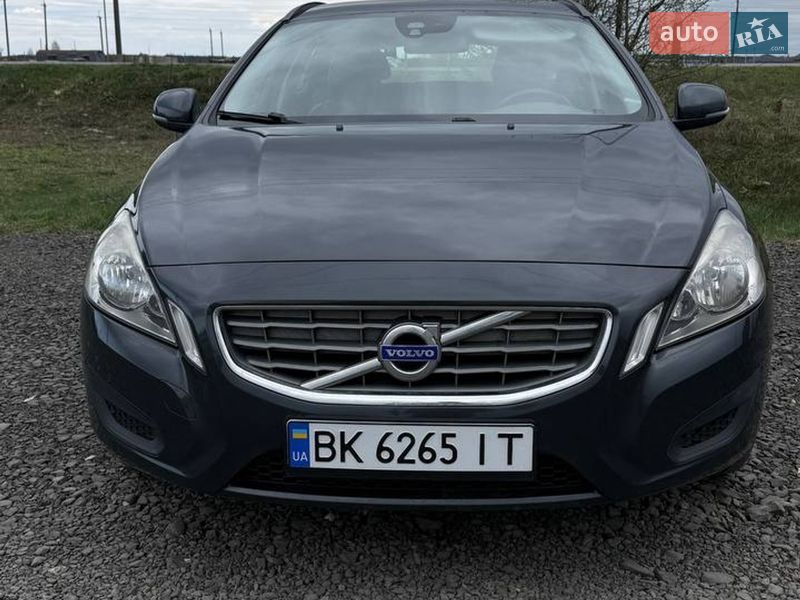 Універсал Volvo V60 2012 в Вараші