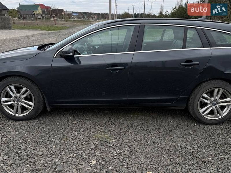 Універсал Volvo V60 2012 в Вараші