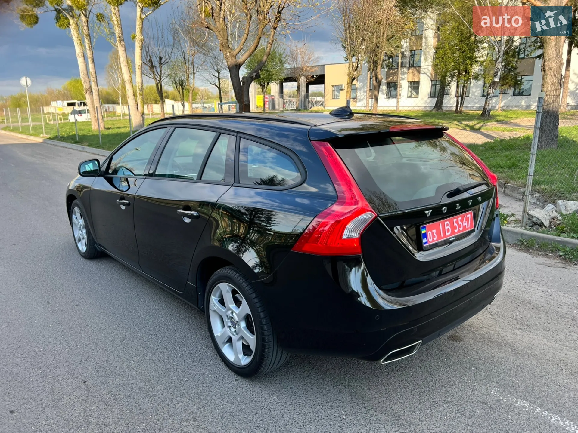 2015 Volvo V60 - мініатюра 5