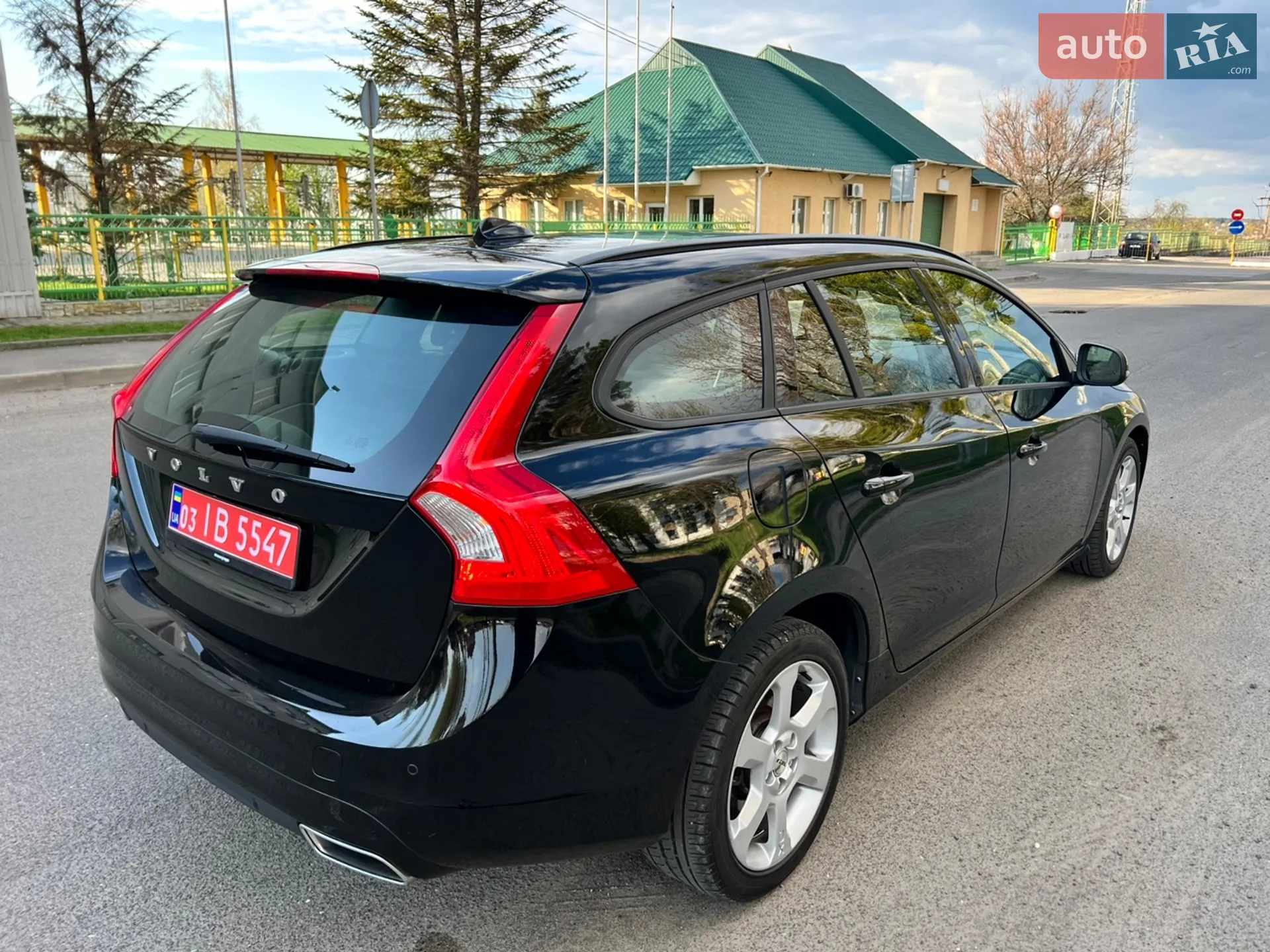 2015 Volvo V60 - мініатюра 6