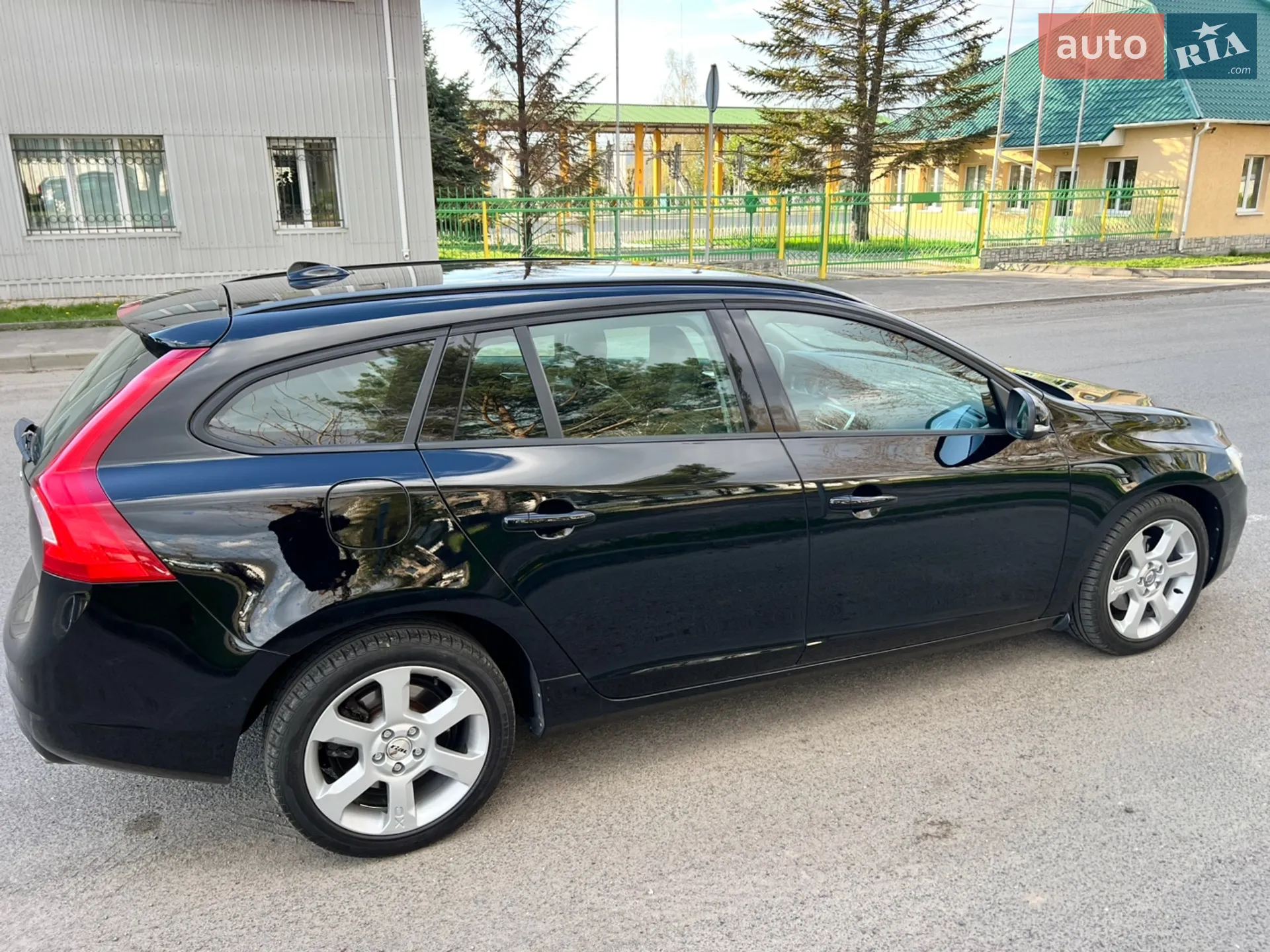 2015 Volvo V60 - мініатюра 4