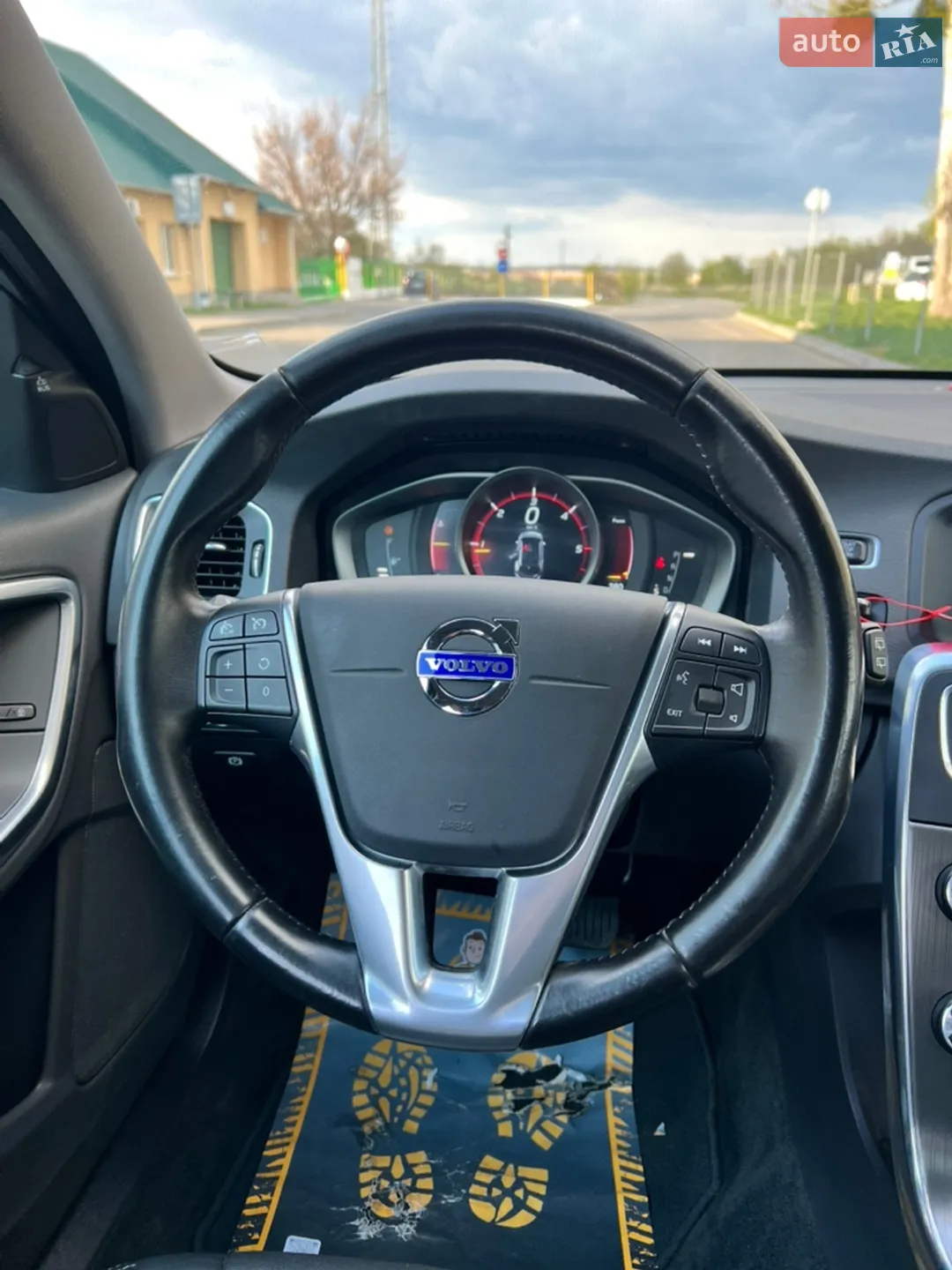 2015 Volvo V60 - мініатюра 11