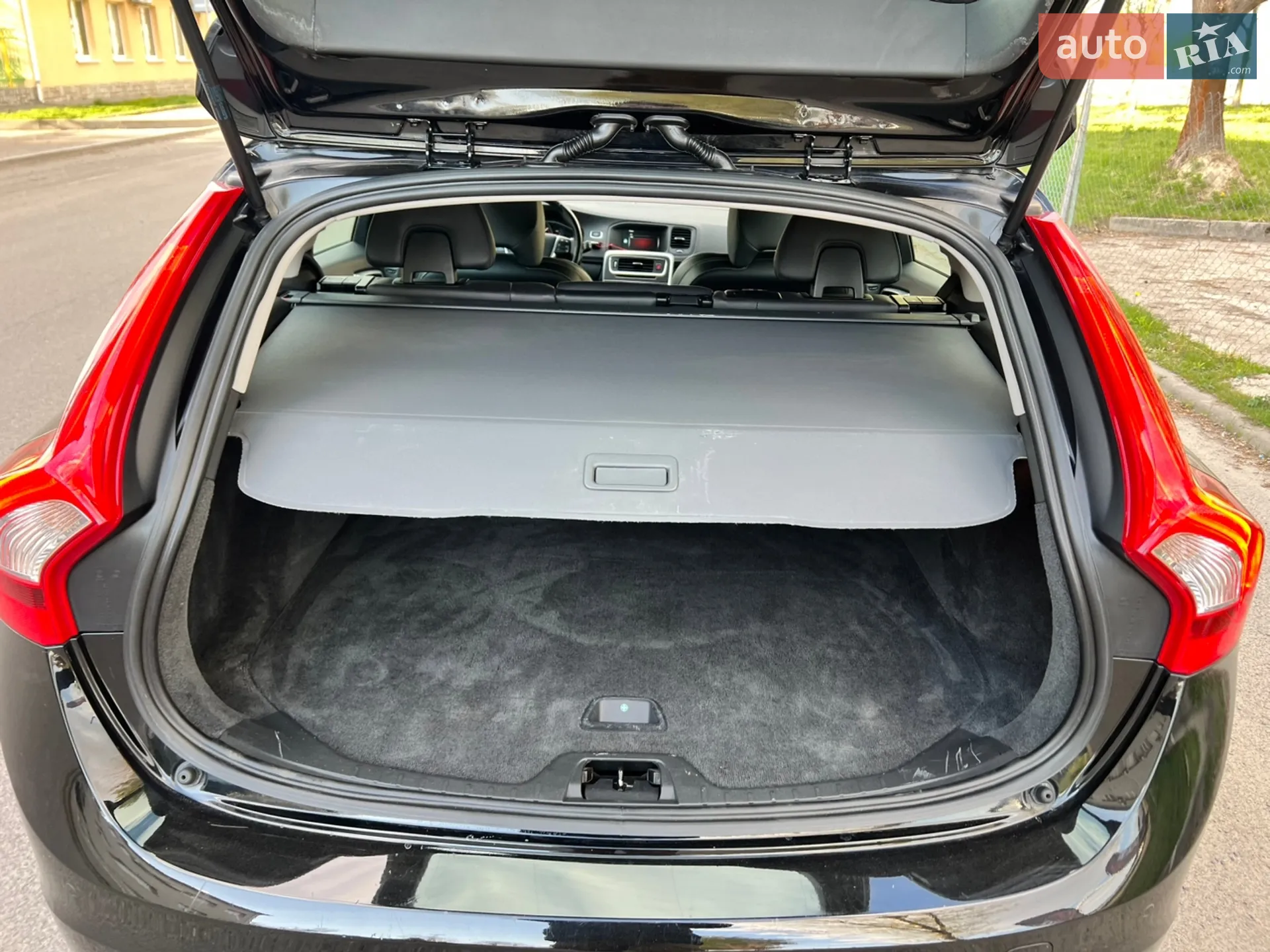 2015 Volvo V60 - мініатюра 22