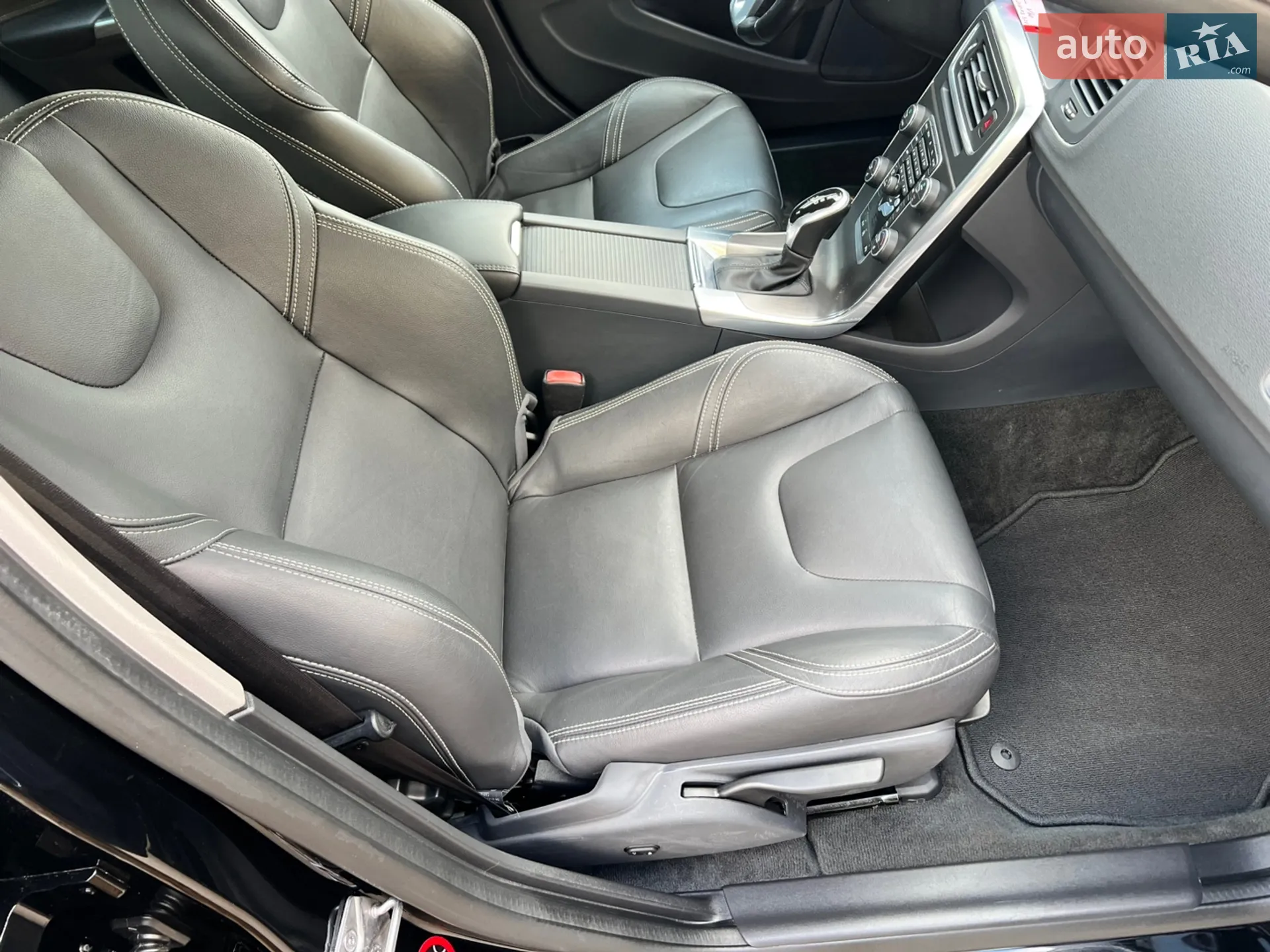 2015 Volvo V60 - мініатюра 25