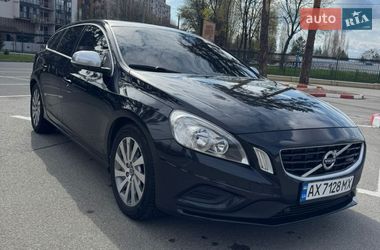 Універсал Volvo V60 2012 в Харкові