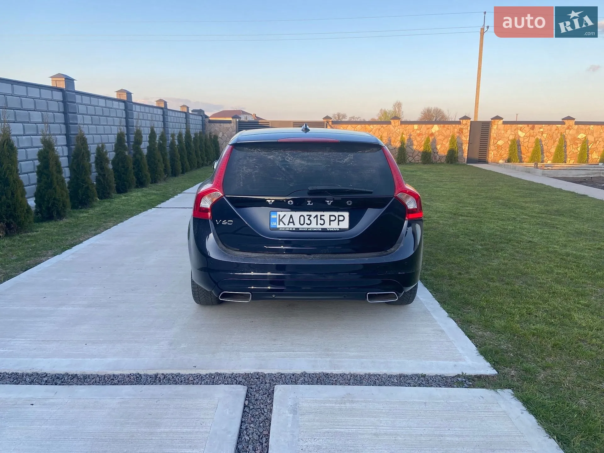 2017 Volvo V60 - мініатюра 8