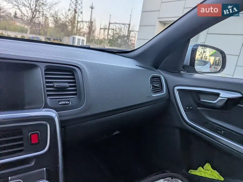 Volvo V60 2014 VIN YV1GWAA50F1224512 фото оголошення 47 з 126