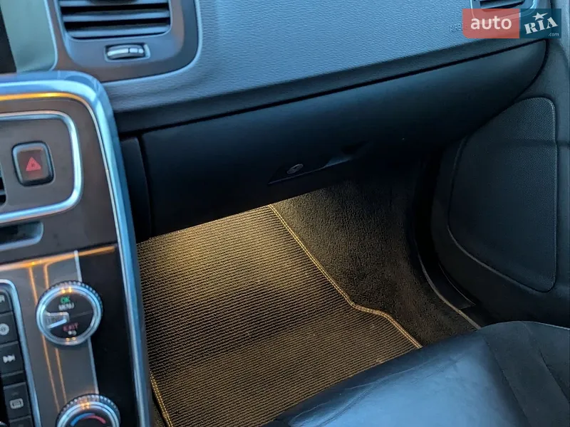 Volvo V60 2014 VIN YV1GWAA50F1224512 фото оголошення 63 з 126