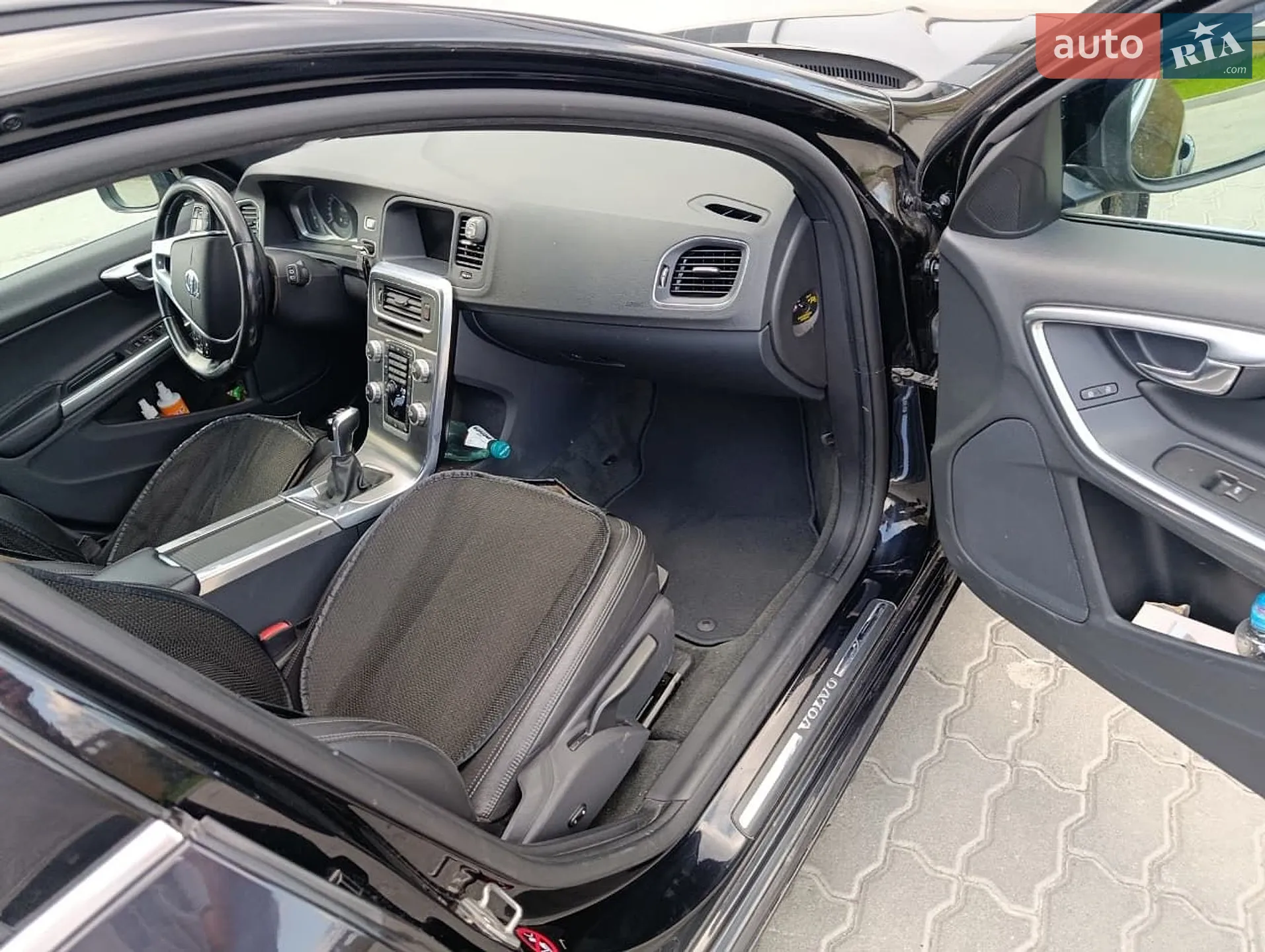 2015 Volvo V60 - мініатюра 15