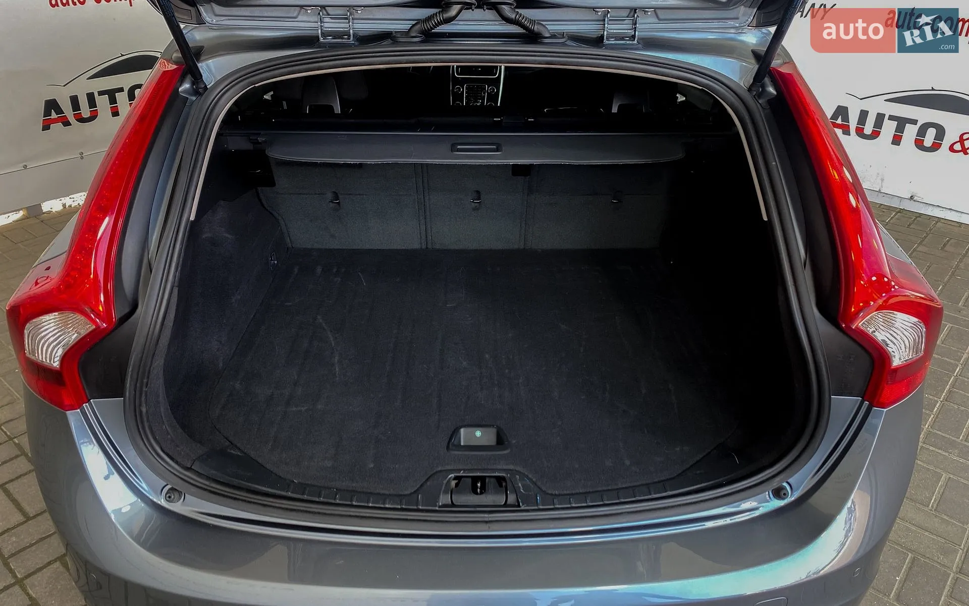 2018 Volvo V60 - мініатюра 5