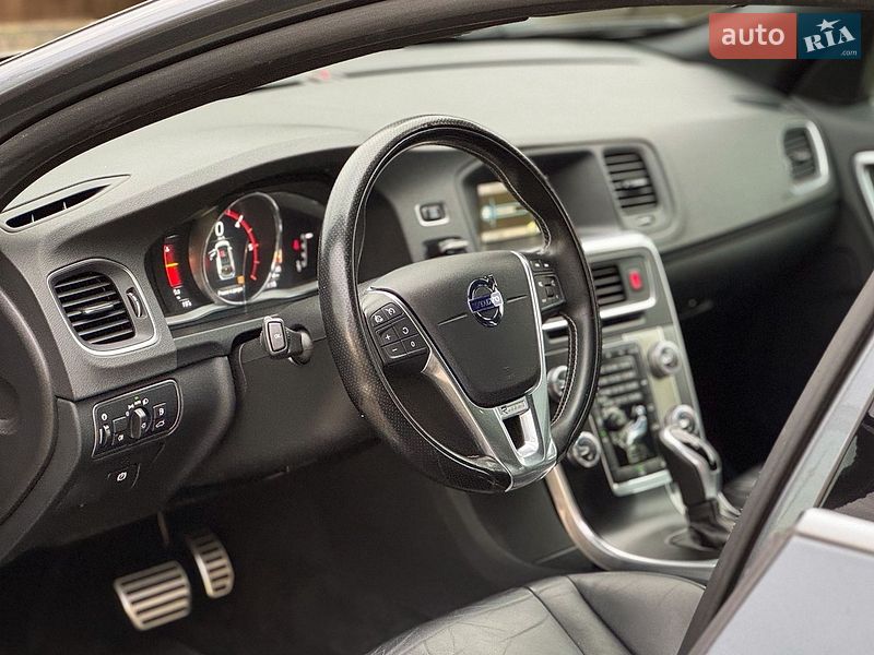 Універсал Volvo V60 2017 в Дрогобичі