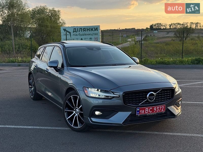 Универсал Volvo V60 2019 в Ровно
