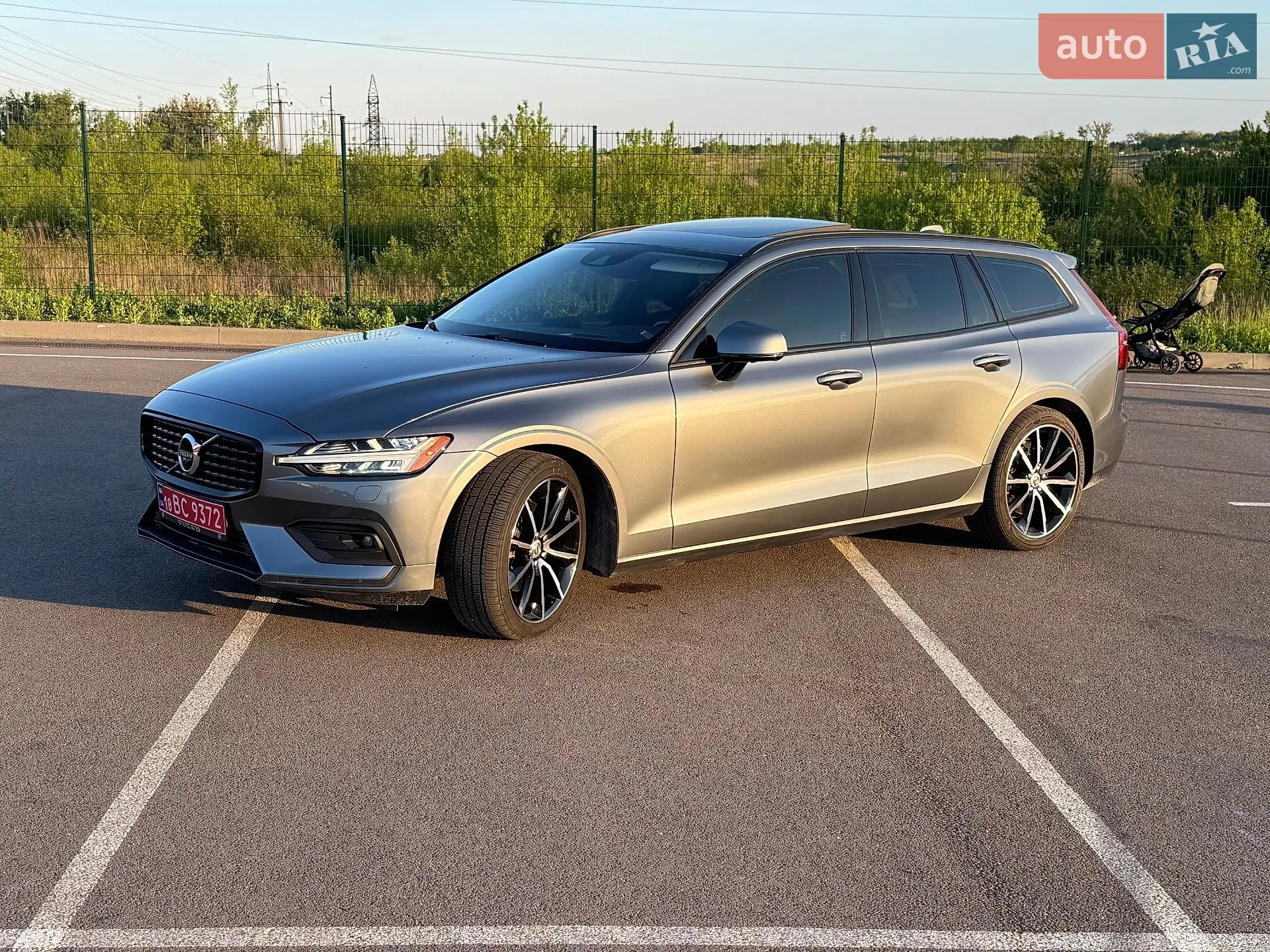 2019 Volvo V60 - мініатюра 11