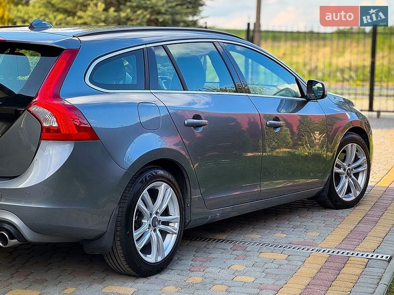 Універсал Volvo V60 2017 в Дрогобичі