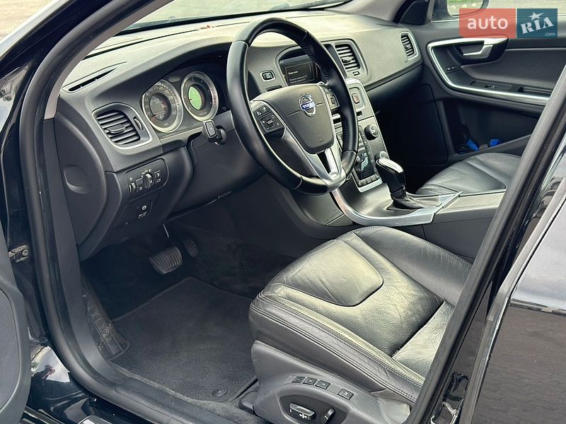 Универсал Volvo V60 2013 в Радивилове фото 16 Универсал Volvo V60 2013 в Радивилове