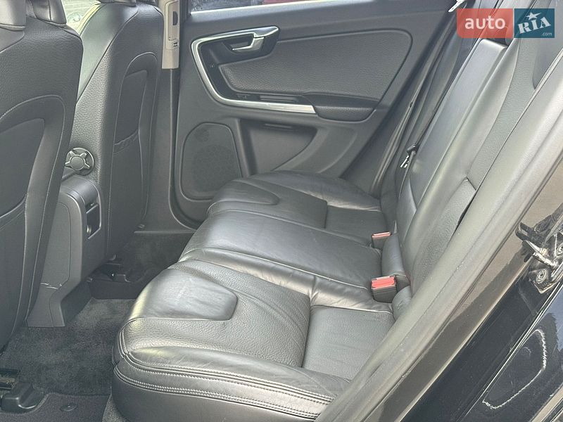 Универсал Volvo V60 2013 в Радивилове фото 32 Универсал Volvo V60 2013 в Радивилове