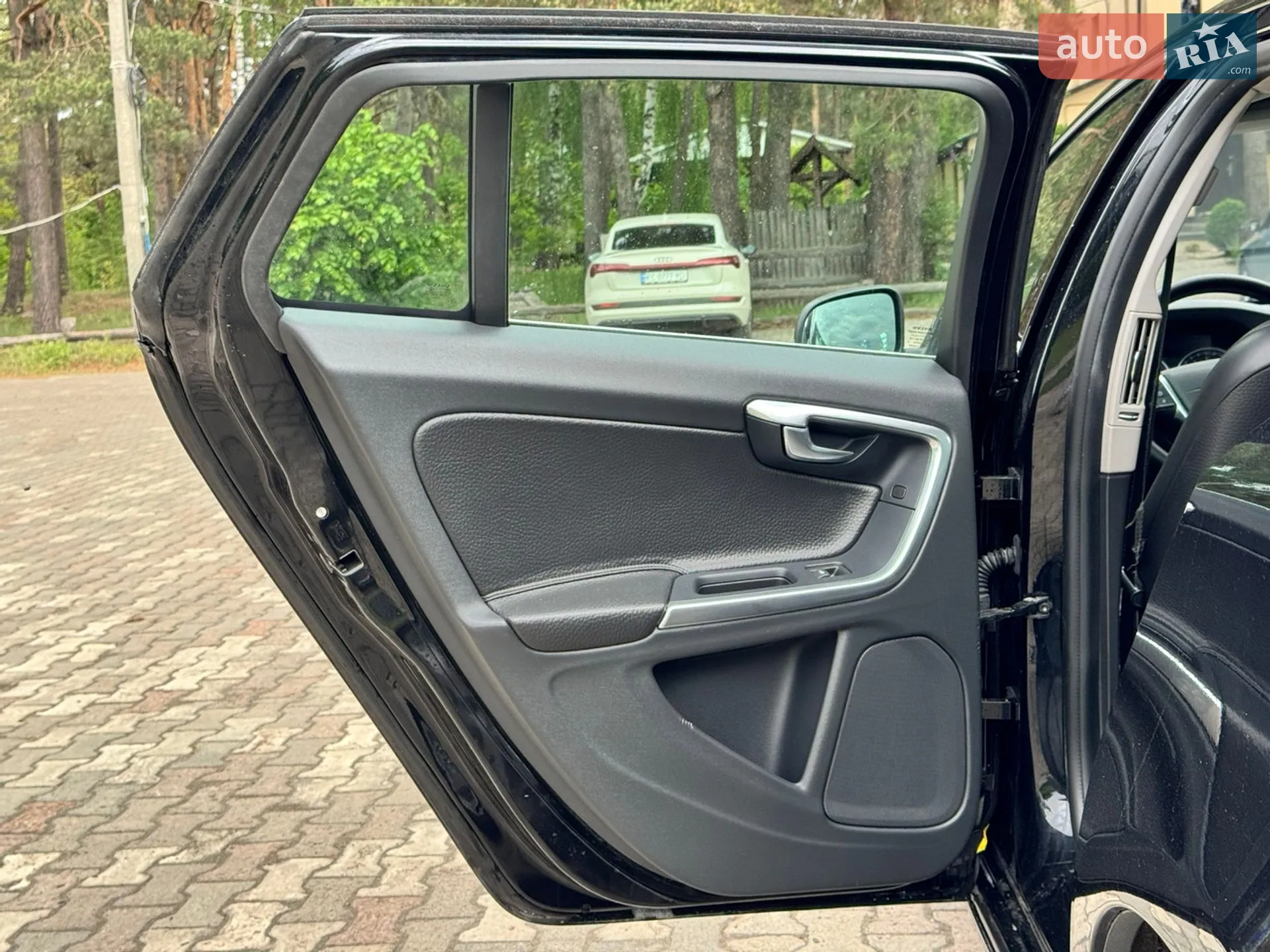2012 Volvo V60 - мініатюра 10