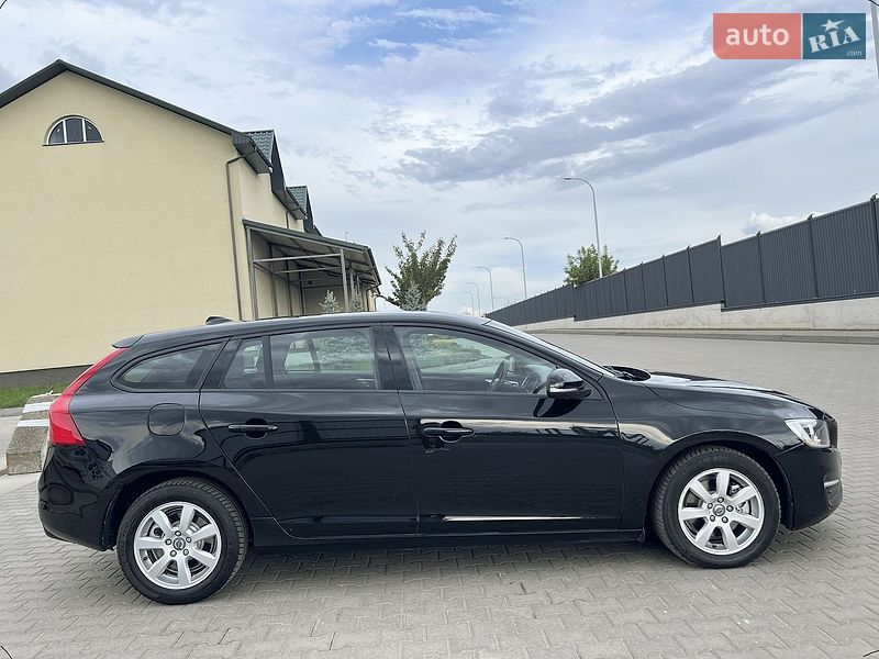 Универсал Volvo V60 2015 в Луцке