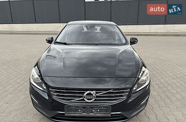 Универсал Volvo V60 2015 в Луцке