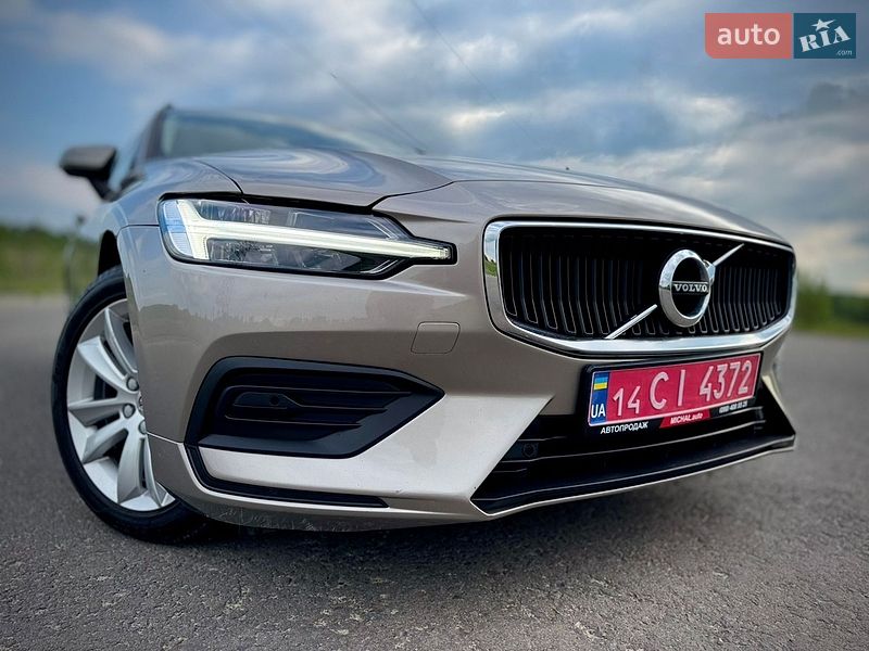 Универсал Volvo V60 2021 в Трускавце