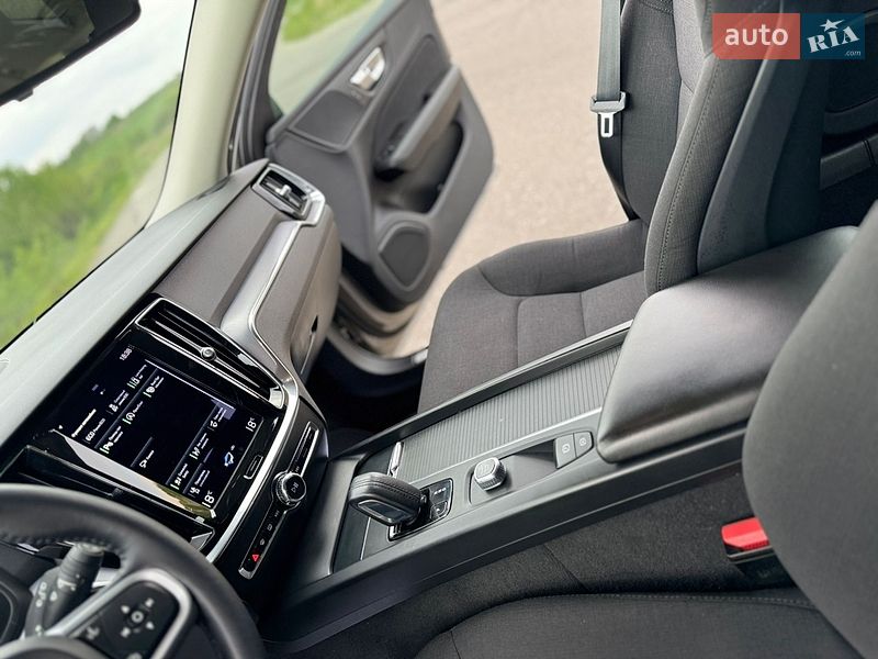Универсал Volvo V60 2021 в Трускавце