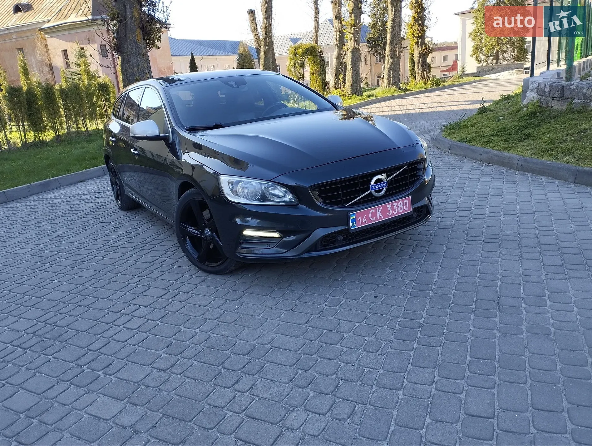 2015 Volvo V60 - фото 1