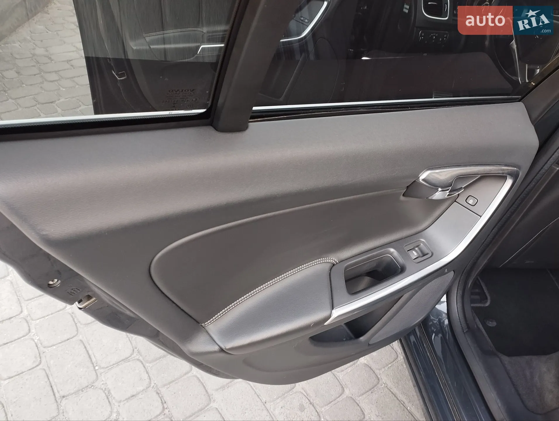 2015 Volvo V60 - мініатюра 16