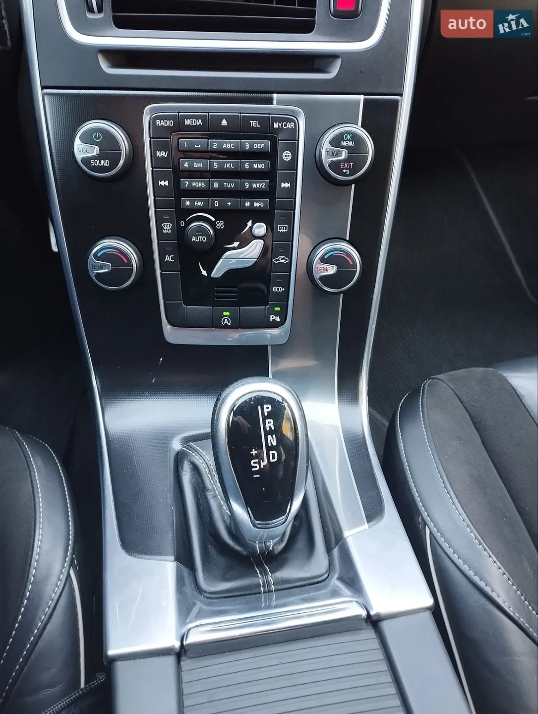 2015 Volvo V60 - мініатюра 28