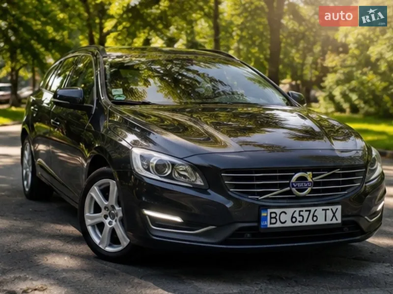 Volvo V60 2015 VIN YV1FW73CDF1259966 фото оголошення 10 з 48