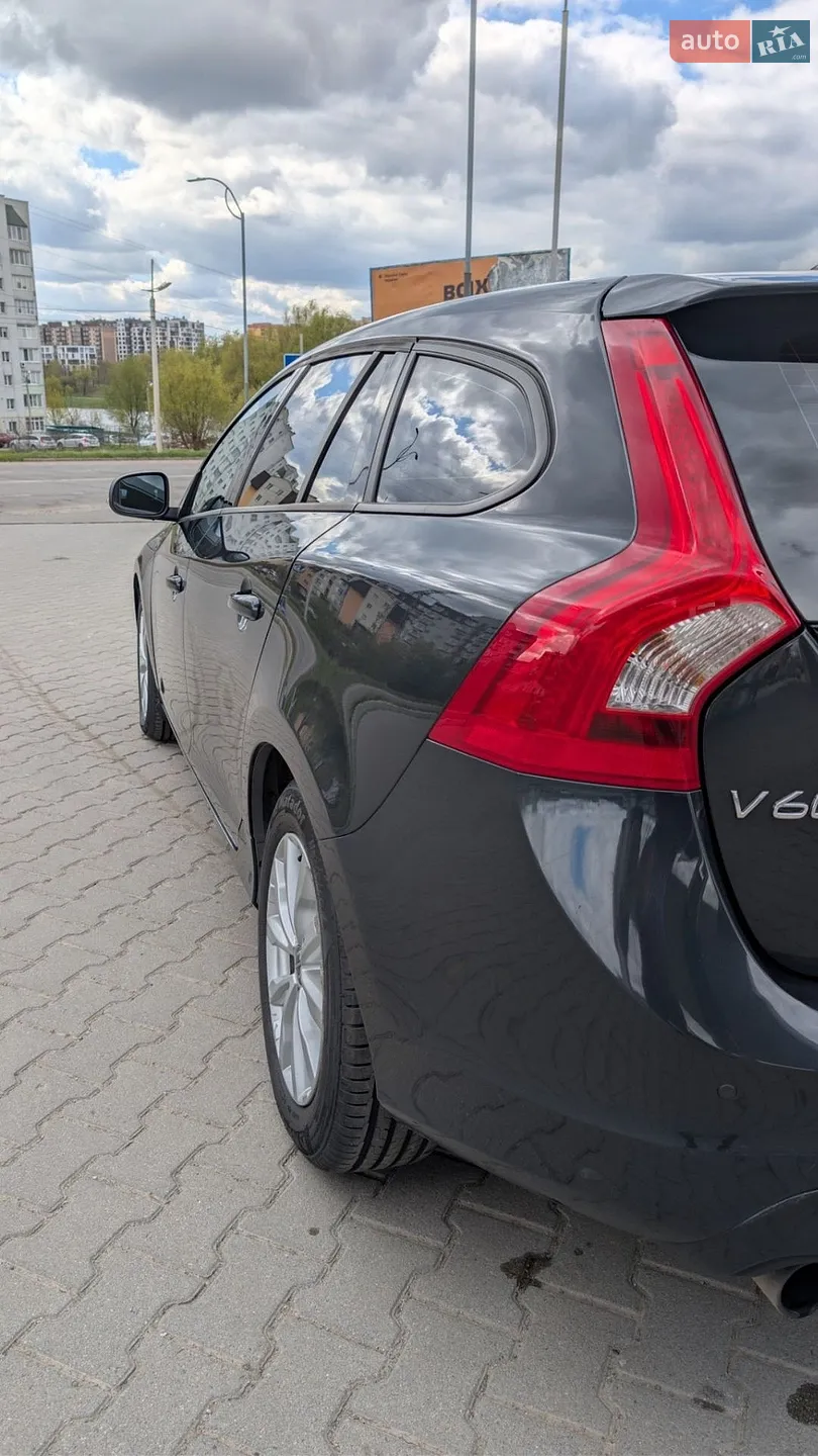 2017 Volvo V60 - мініатюра 6