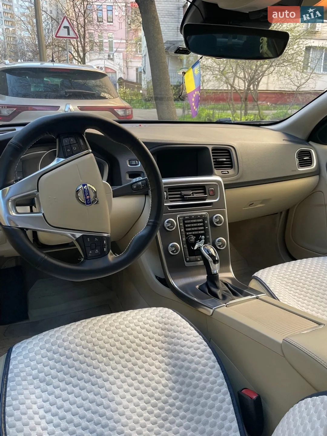 2014 Volvo V60 - мініатюра 8