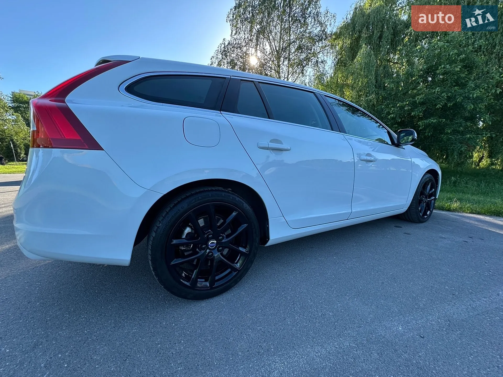 2016 Volvo V60 - мініатюра 10